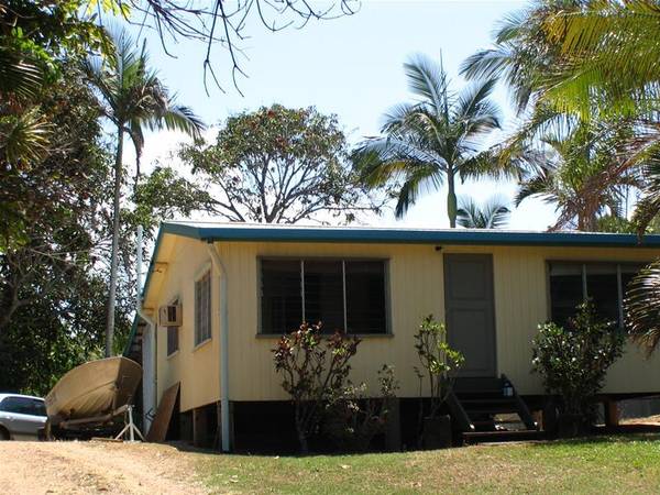 BEACH COTTAGE Picture 3