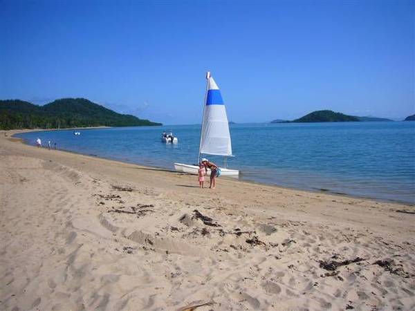 BEACHFRONT DEVELOPMENT SITE Picture 3