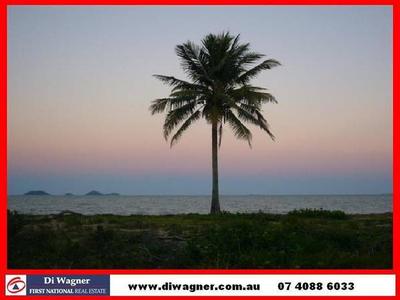 MEDITERRANEAN VILLA BY THE SEA Picture