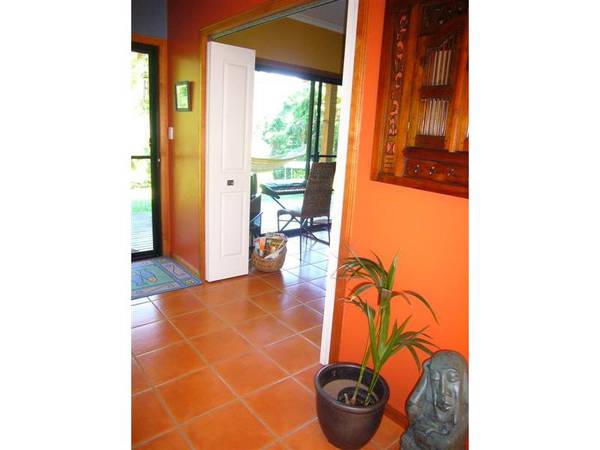 AN IDYLLIC PLACE TO RELAX AND UNWIND Picture 3