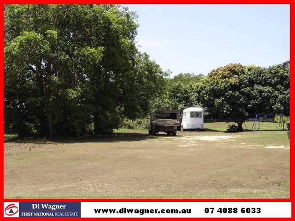 WANT TO LIVE BY THE SEA? Picture 1