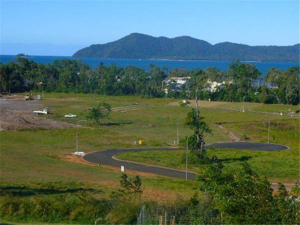 400m to the Beach! Picture 2