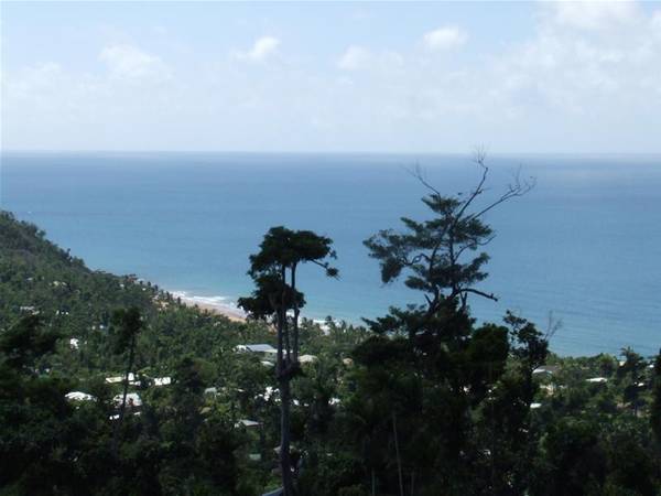 JEWEL OF THE REEF Picture 3