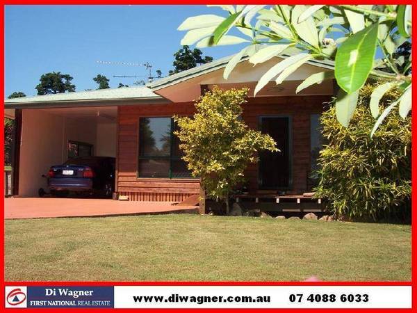 AN IDEAL 4 BEDROOM FAMILY HOME Picture 1