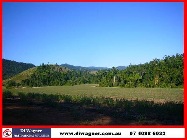 LIFESTYLE ACREAGE WITH INCOME POTENIAL Picture 1