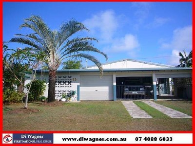 THE BEST BEACHFRONT LOCATION IN KURRIMINE BEACH Picture THE BEST BEACHFRONT LOCATION IN KURRIMINE BEACH Picture