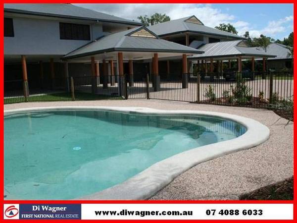 Brand New Unit with Rainforest Backdrop Picture 1