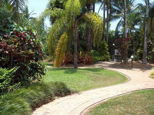 Beach Lifestyle with income Picture 3