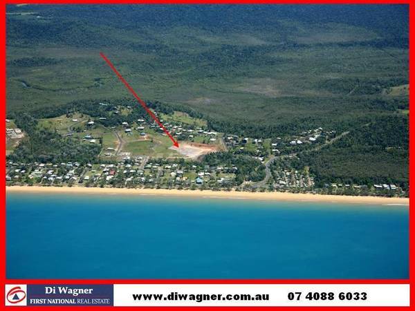 Sails Estate South Mission Beach Picture 1