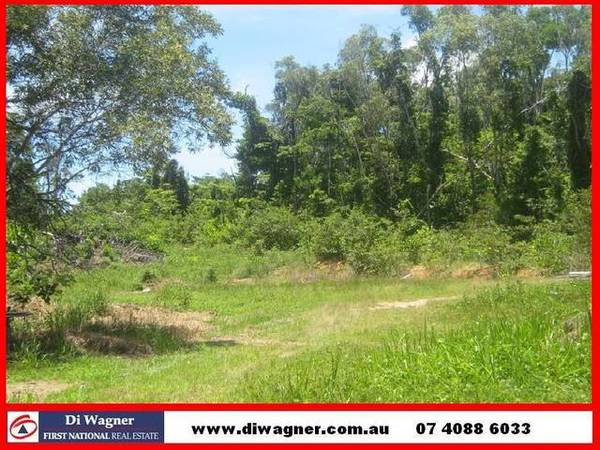 BIG BIG BLOCK CLOSE TO THE BEACH Picture 1