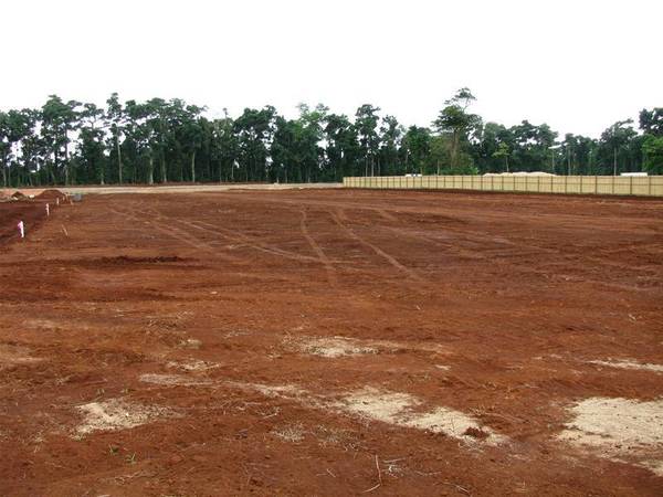 REDUCED- ELEVATED LAND WALKING DISTANCE TO MISSION BEACH VILLAGE! Picture 3