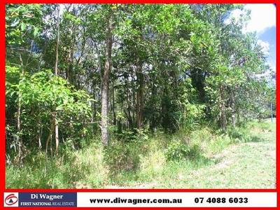 COUNTRY LIVING ON 2 ACRES Picture