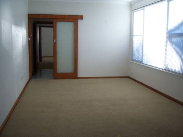 SOLD ANOTHER UNIT WANTED Picture 3