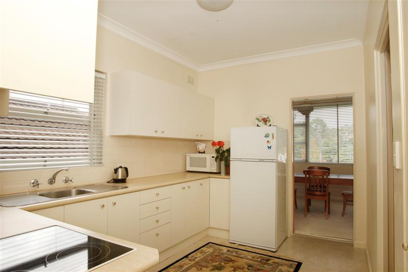 TRIPLE DELIGHT Picture 3