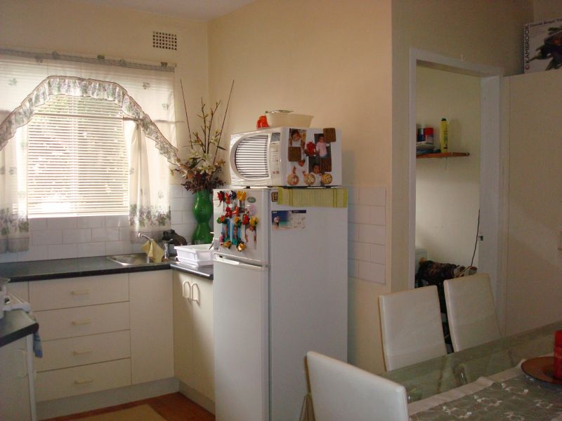 LOCATION LOCATION Picture 2