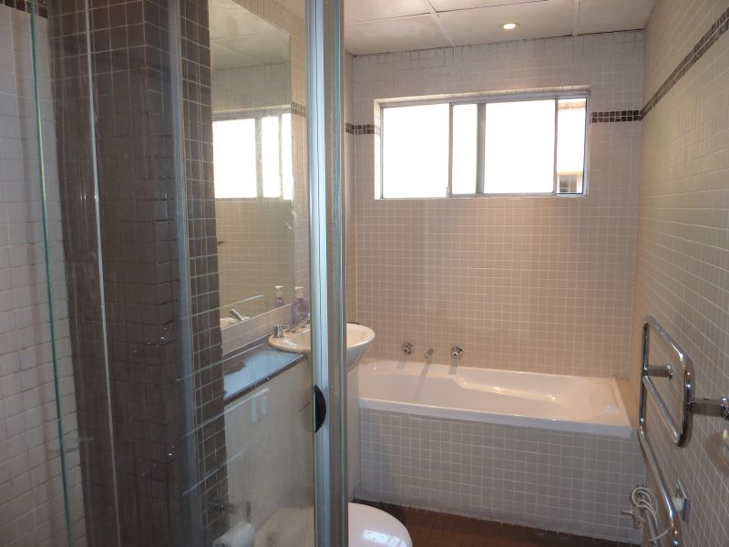 GREAT LOCATION Picture 3