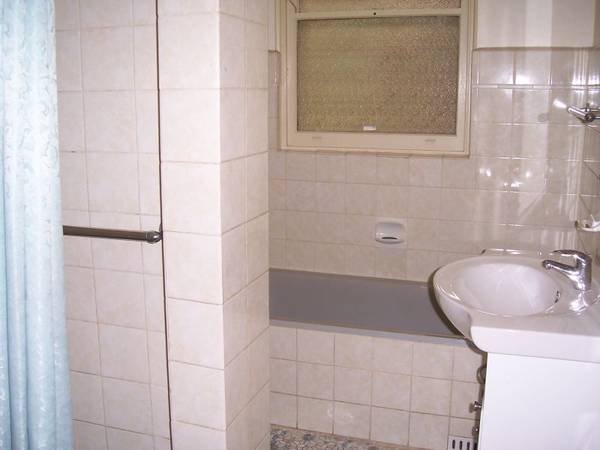 4 MONTH LEASE ONLY Picture 3