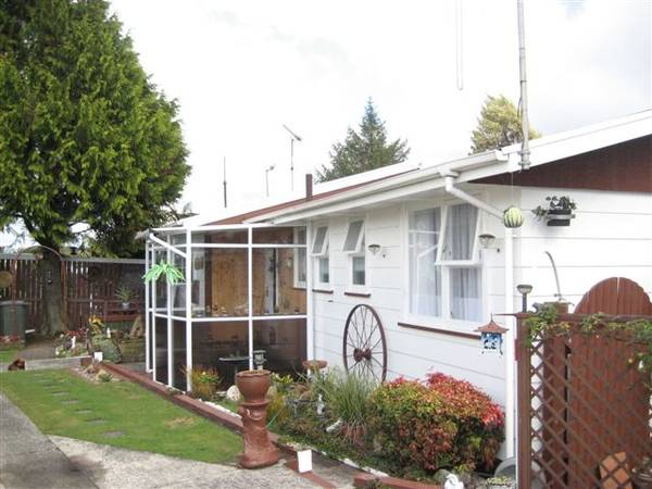 Location & Size Picture 2