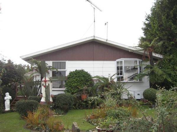 Location & Size Picture 1