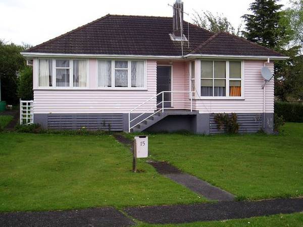 Needs Makeover ...... Picture 1