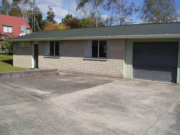 Unit on North side Picture 1