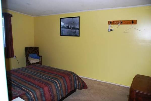 Fully Furnished Picture 3