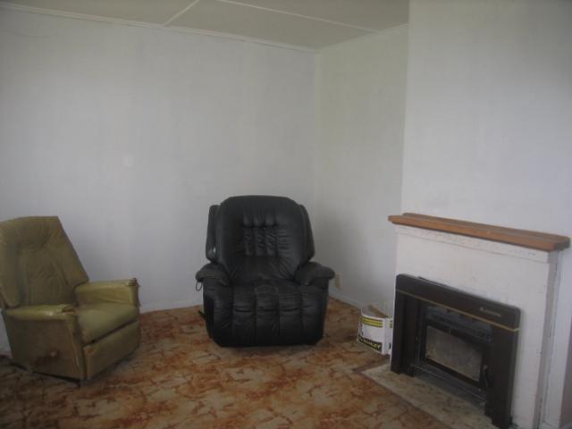 Easy Walk To Lake Picture 2