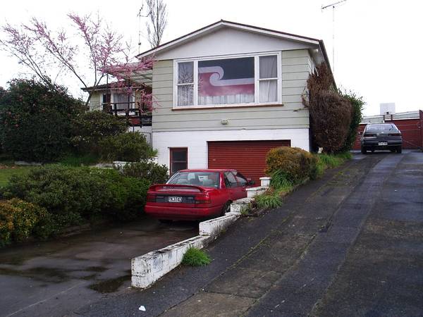 Balmoral Drive Picture 1