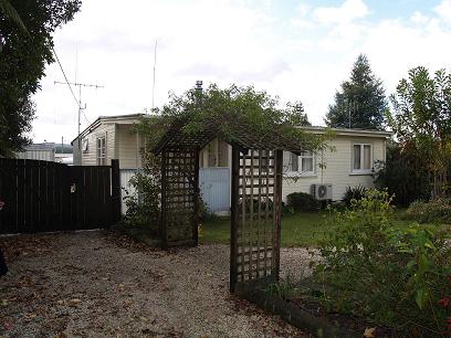 Garden Cottage Picture 1