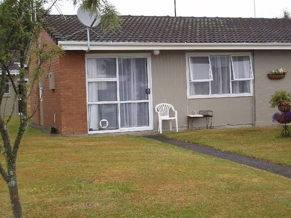 A whole new life awaits!!! Picture 1