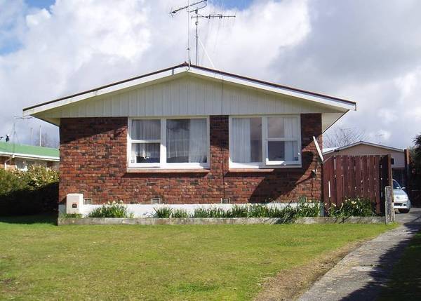 1 WEEK FREE RENT Picture 1