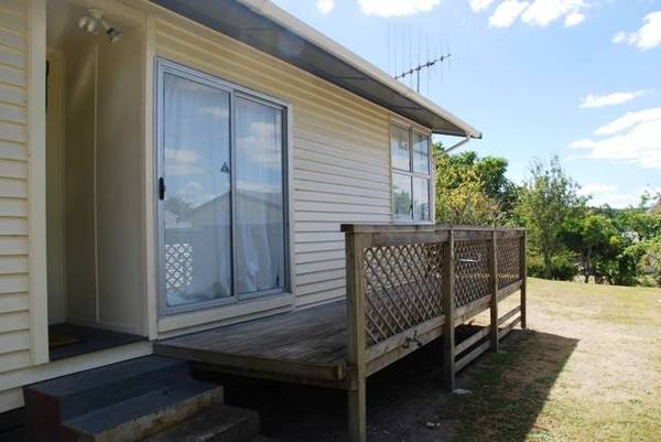 Desperate Vendor, Desperate Measures!! Picture 2