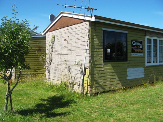 BE QUICK - OWNER WILL LOOK AT ALL OFFERS OVER $20K Picture