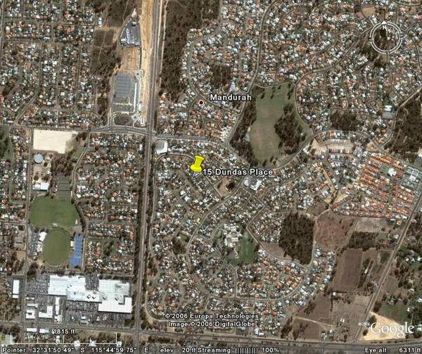 BIG Four bedroom home close to Rail Station Picture 3