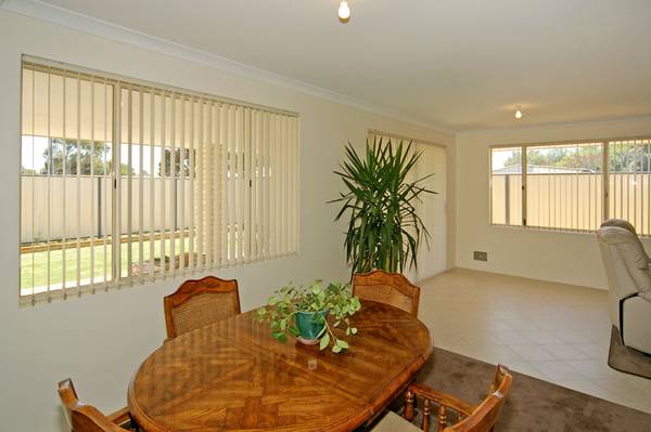 BRAND NEW DUPLEX Picture 3