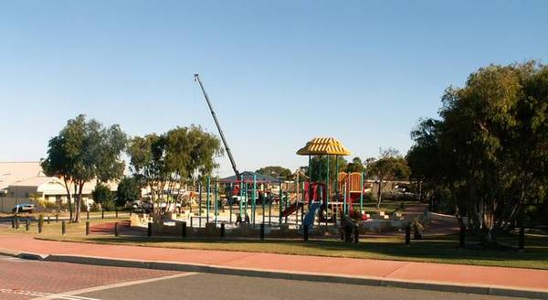 PRICED FOR CURRENT MARKET YOU WONT FIND BETTER! Picture 1