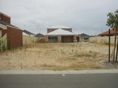 BEST DRY BLOCK IN MARINERS COVE. Picture