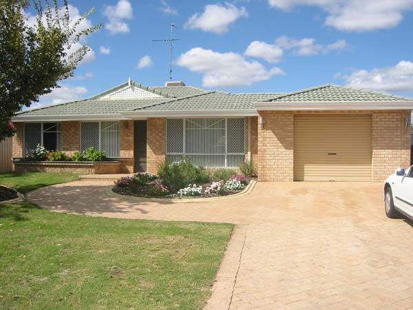 COME NEST OR INVEST. Picture 1