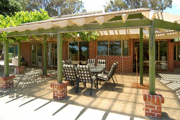 EXEPTIONAL LIFESTYLE INVESTMENT Picture 2