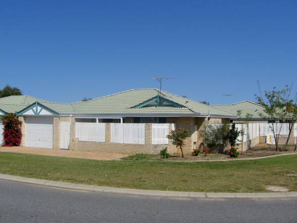 Free Standing Unit Picture 1