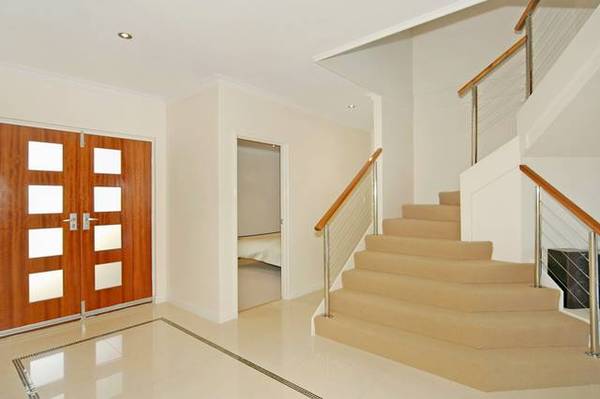 SUPERB CANAL RESIDENCE Picture 3