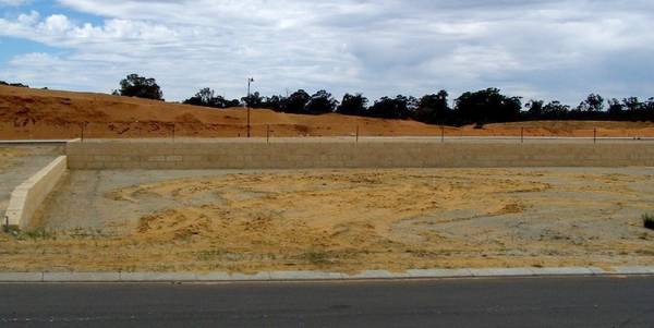 PARK VIEWS IN NEW AREA Picture 1