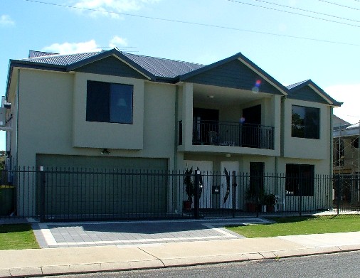 Superb Central Location Picture 2