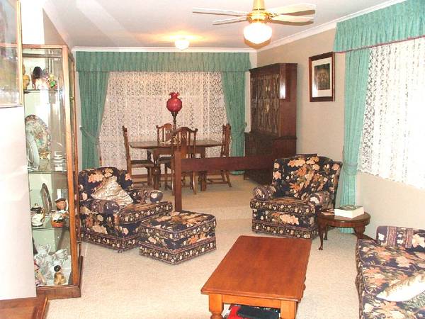 THE JEWEL IN THE CROWN Picture 3