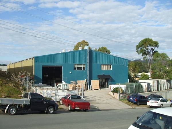 FREEHOLD FOR SALE Picture 3