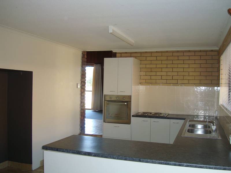 Beachside Duplex/House Picture 3