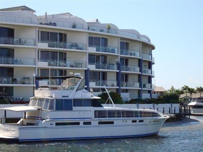 Let Me Entertain You Picture