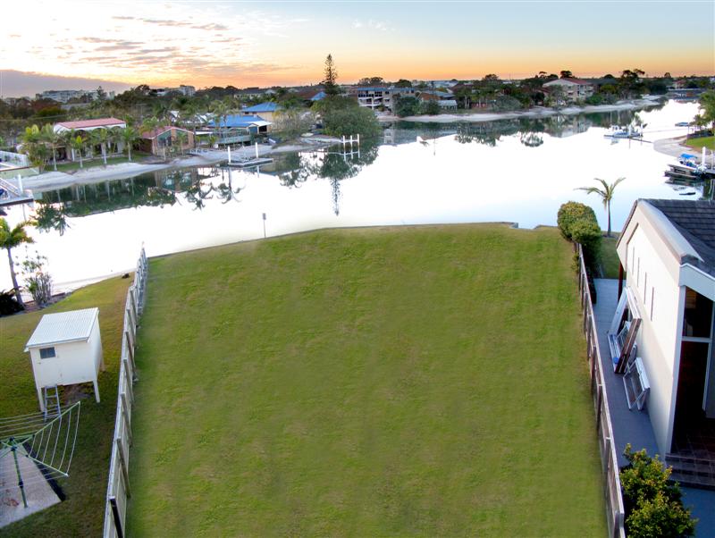 DESPERATE OWNER WANTS OUT RIGHT NOW! Picture 2