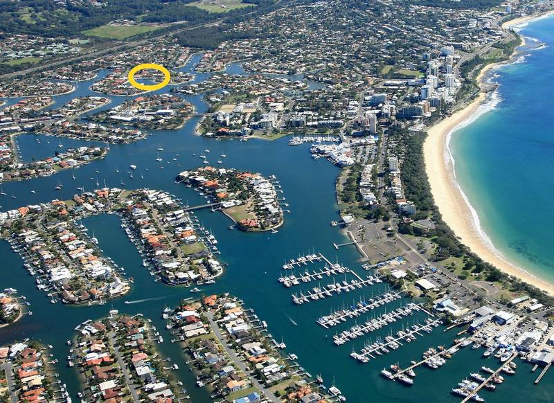 East Facing Opportunity with just over 20m of Waterfront Picture 1