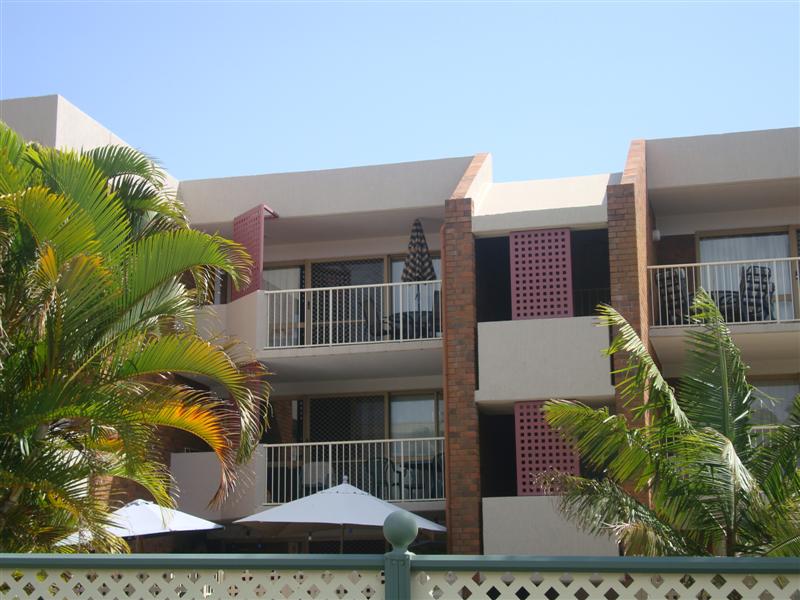 Live the beachside lifestyle at your very own sorrento Picture 3